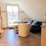 Apartamento Feriendomizil Am Hafen Zingst