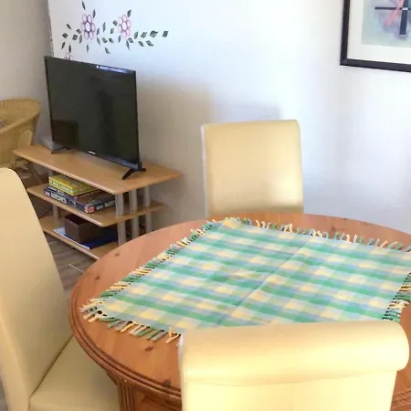 Feriendomizil Am Hafen Apartment Zingst