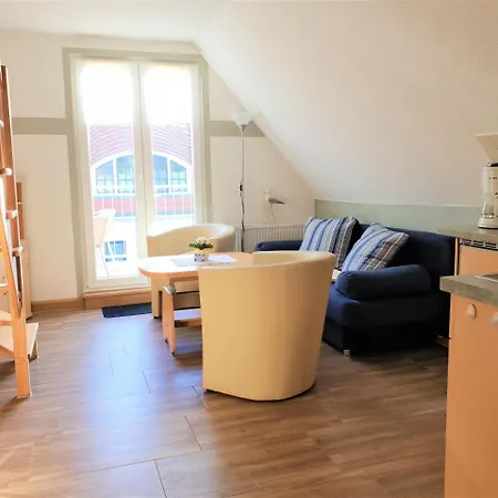 Apartment Feriendomizil Am Hafen Zingst